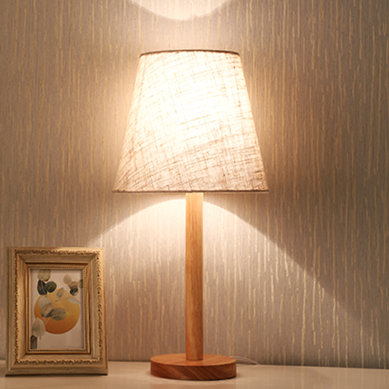YONUO Nordic solid wood table lamp, bedside lamp, B&B bedroom, ins, girly, simple, modern, warm and romantic