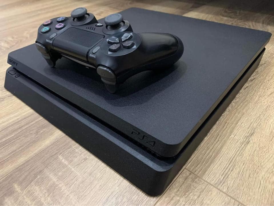 Máy PS4 Slim 1TB đã "hack" full game fw 9.0 kèm USB