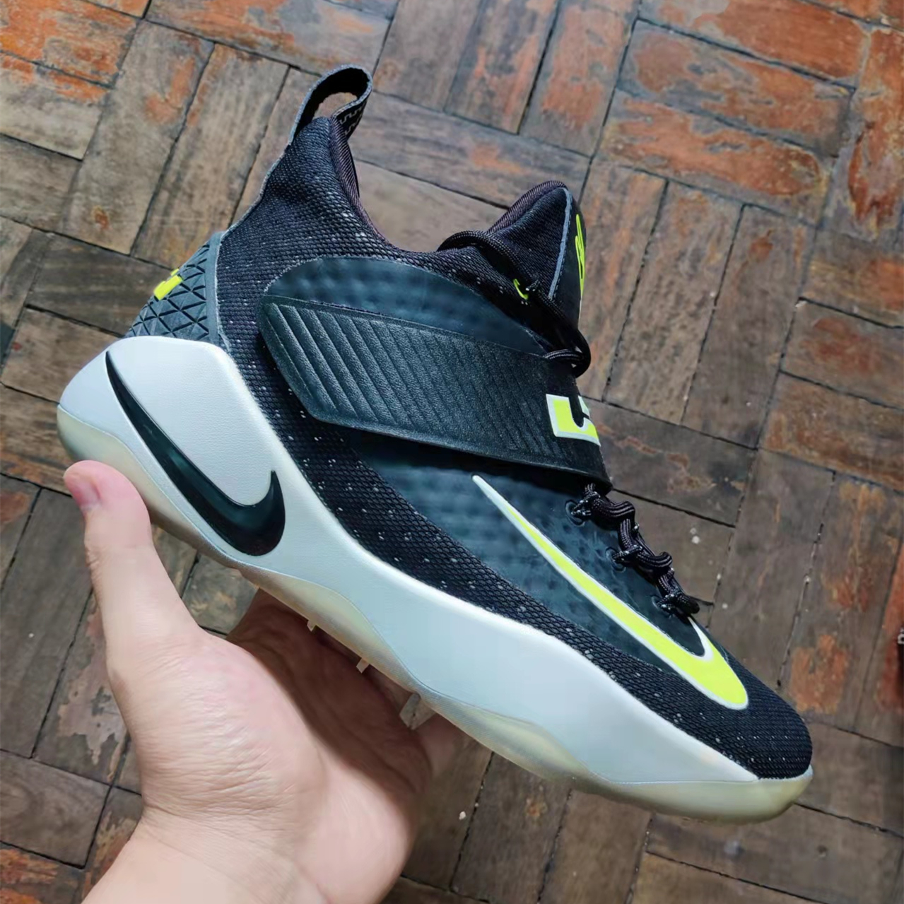 lebron black panther shoes