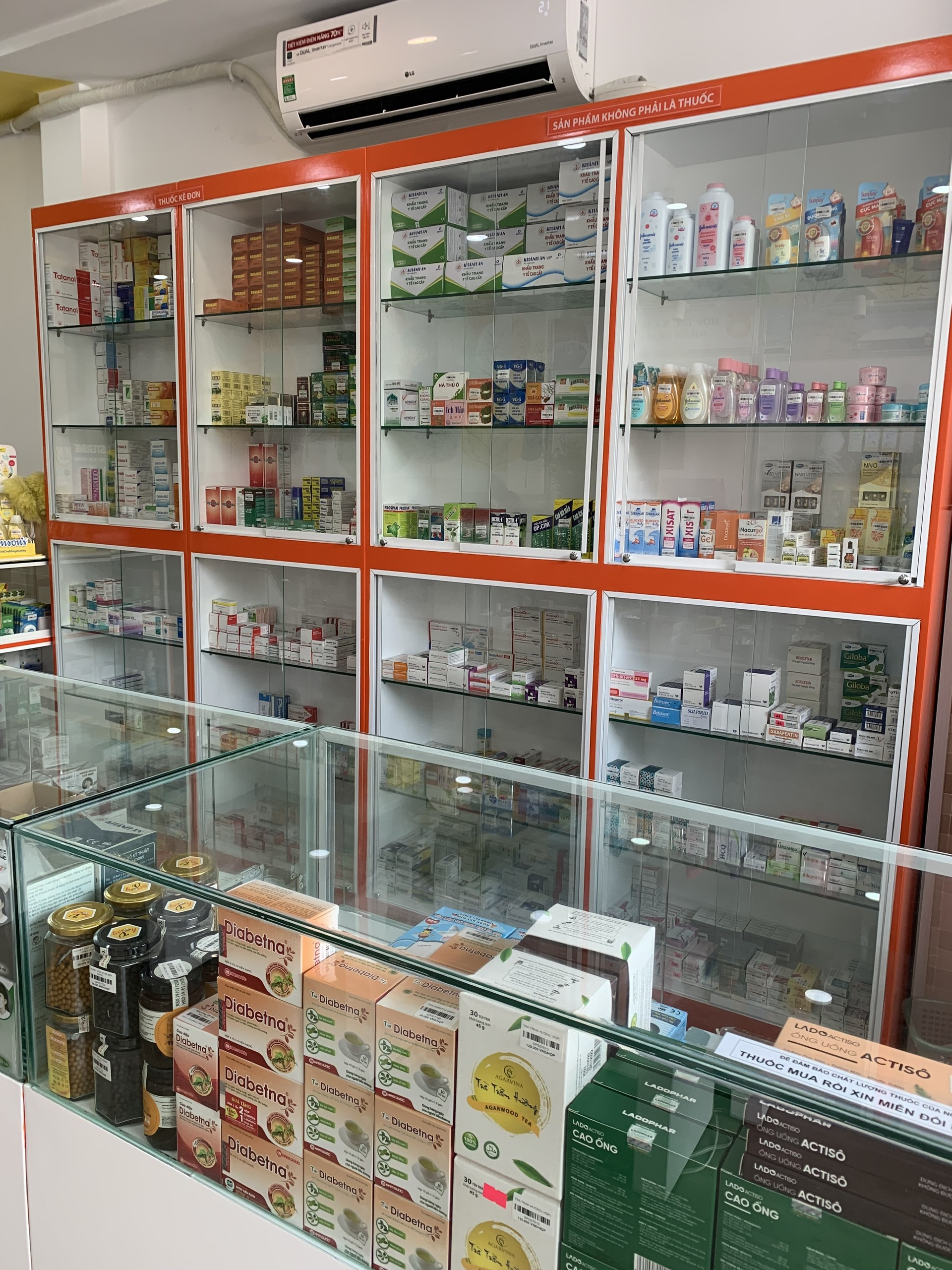 DẦU XOA BÓP YUHAN HÀN QUỐC 100ML