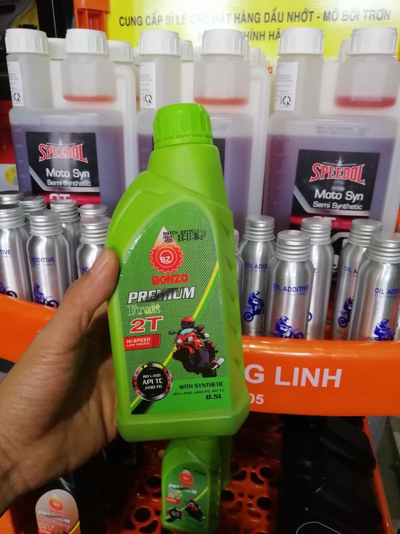 Nhớt BONZO FRUIT 2T danh2cho xe 2 thì Xipo, Yaz...
