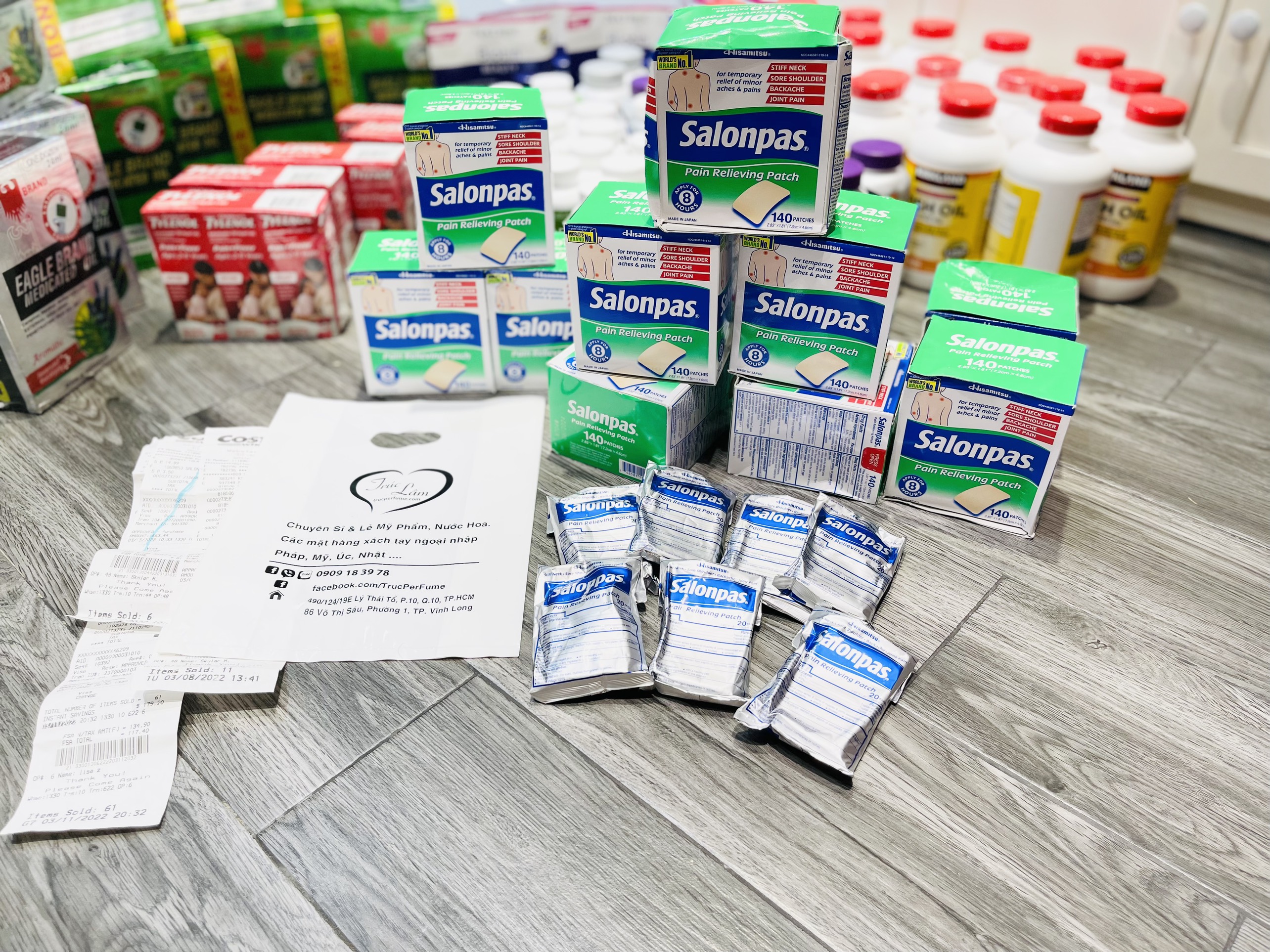Cao dán Salonpas Mỹ - Tách lẻ 70 bịch (1 bịch 20 miếng)