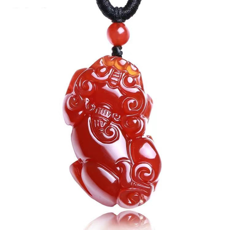 Natural Red Agate PIXIU Pendant Ice Red Chalcedony Necklace men's and women's crystal pendant this year gift