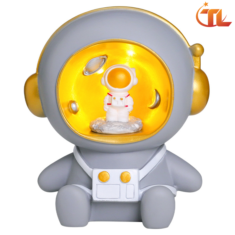 Đèn ngủ trang trí phi hành gia TẶNG KÈM 1 VỈ PIN