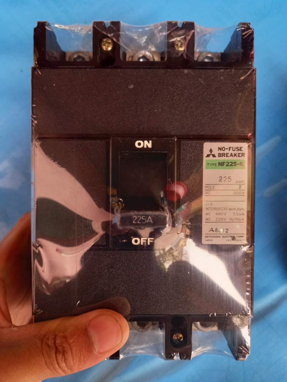 APTOMAT MCCB 3 PHA NHẬT 200A 225A XÁC TO