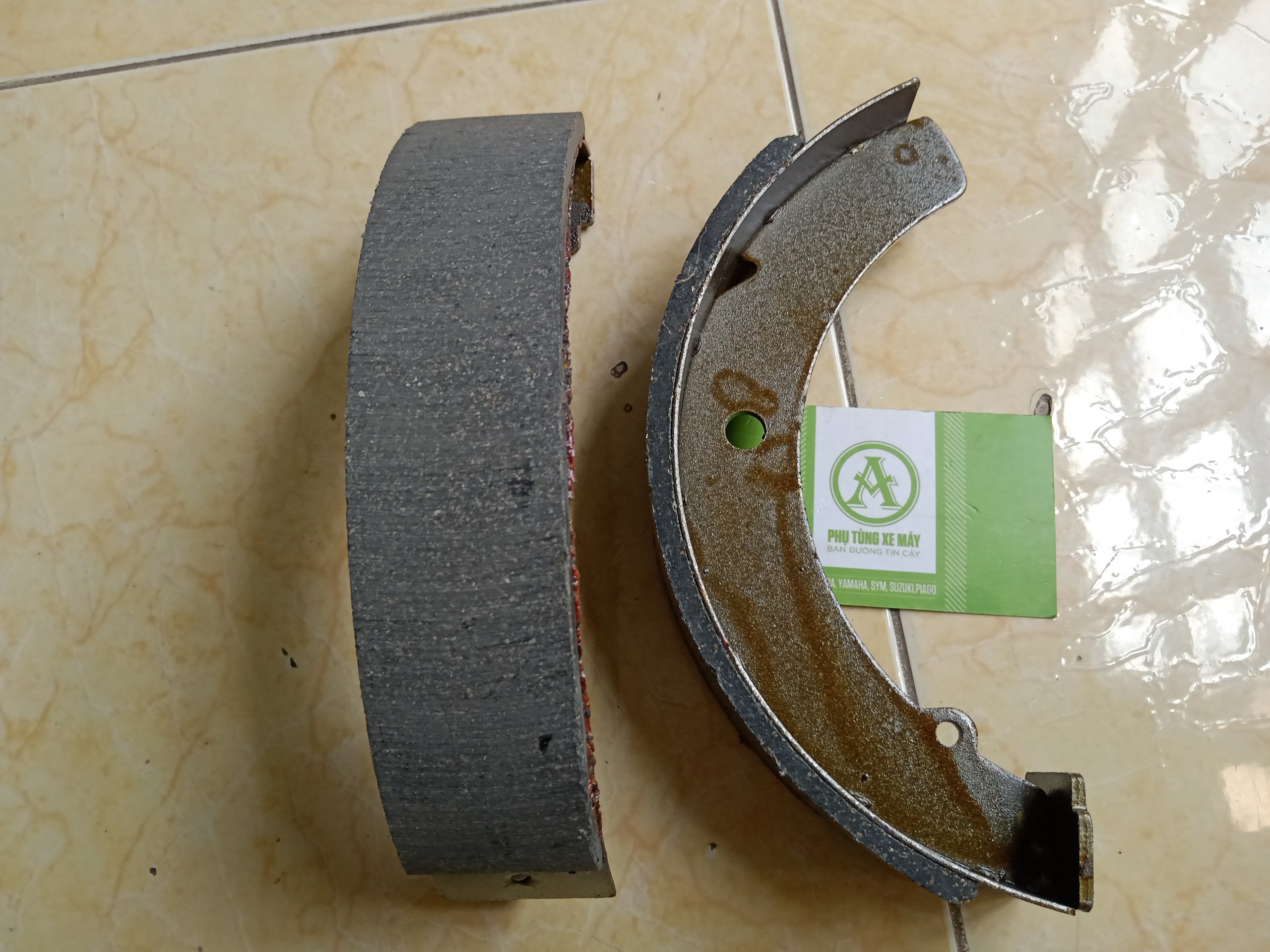 Cặp bố thắng sau xe ba gác vuông