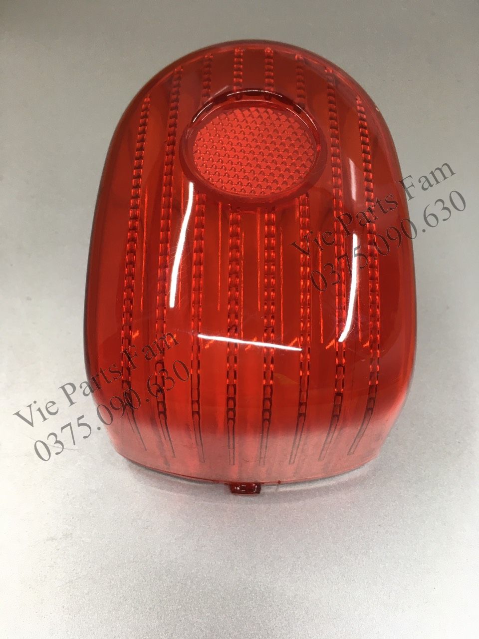 Nắp chụp đèn hậu xe máy Cub 81 đời mới