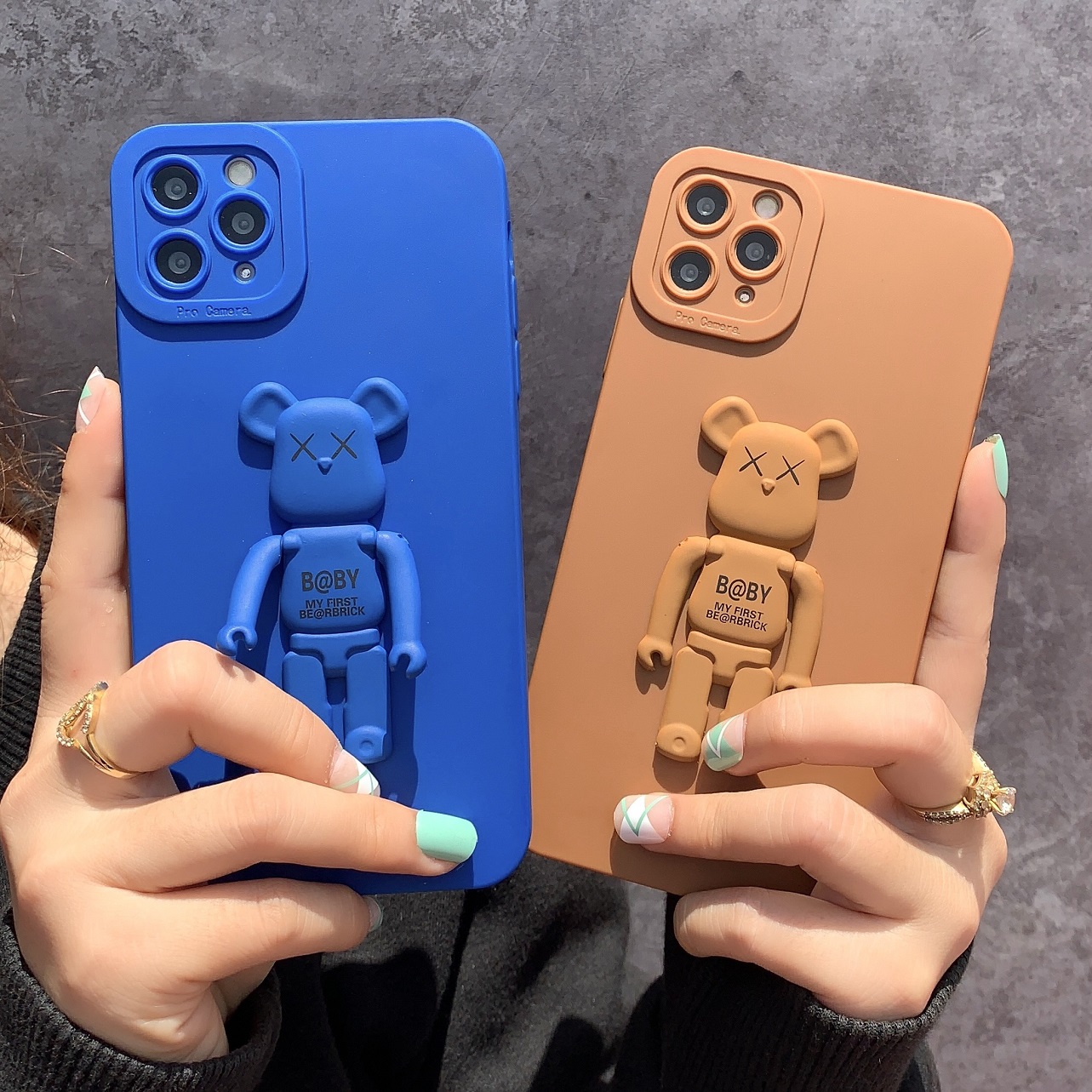 Ốp Lưng Basic Camera Nổi - Mẫu B@BY BE@RBRICK ( Kèm Giá Đỡ Hình Gấu )