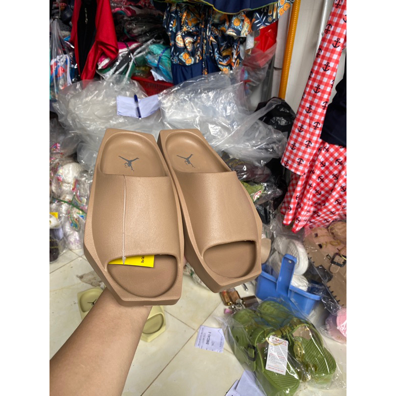 DÉP ĐÚC SIÊU NHẸ NAM NỮ 239-1 size 36-43