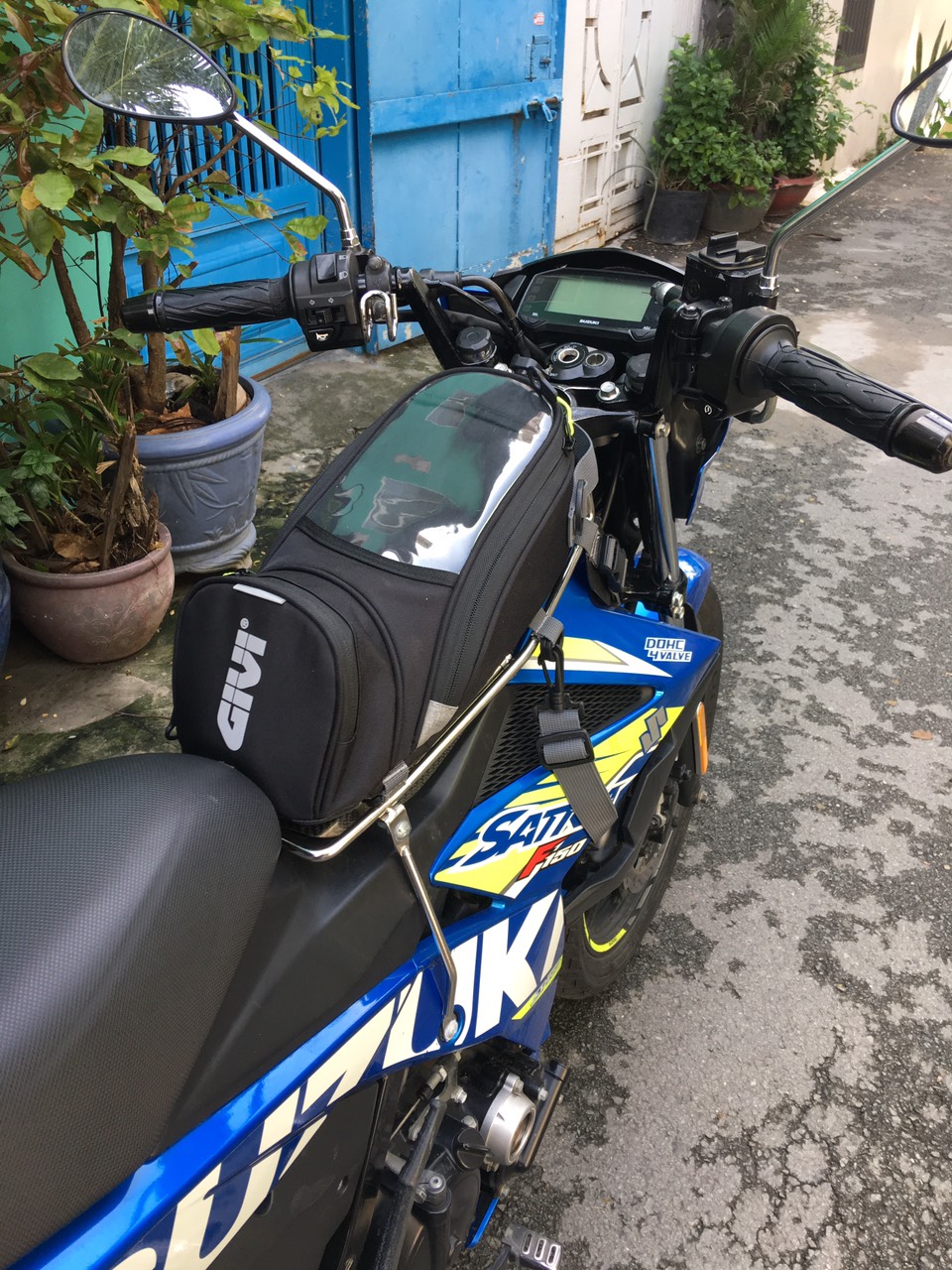 [HCM]Túi hít bình xăng givi EA106B