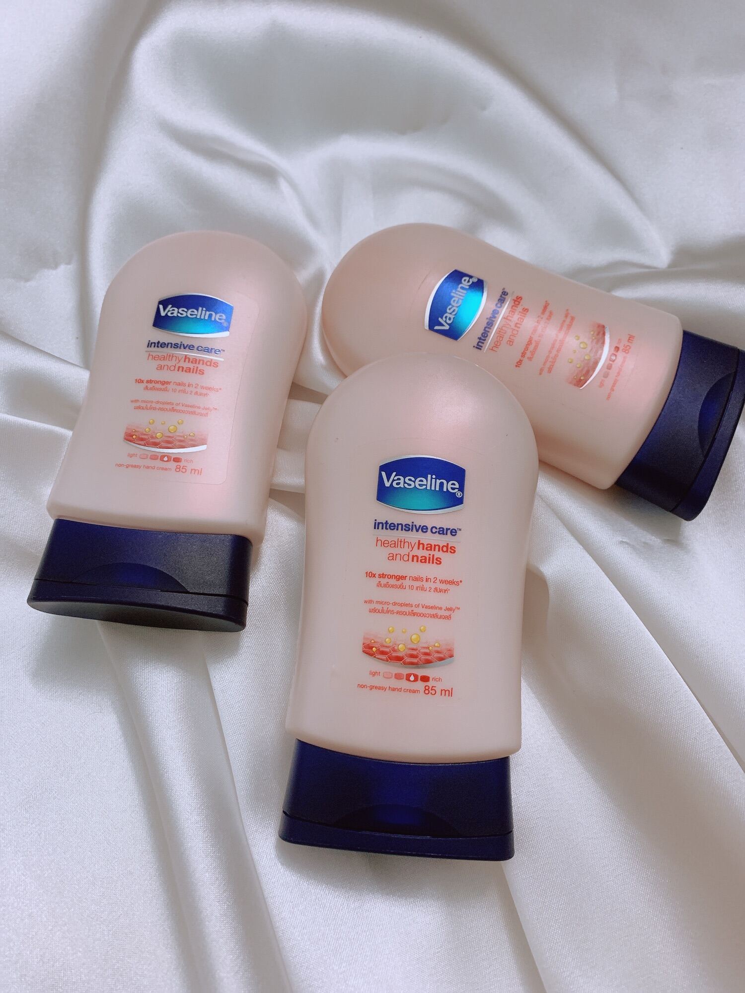 Kem dưỡng da tay & móng Vaseline Thái Lan 85ml