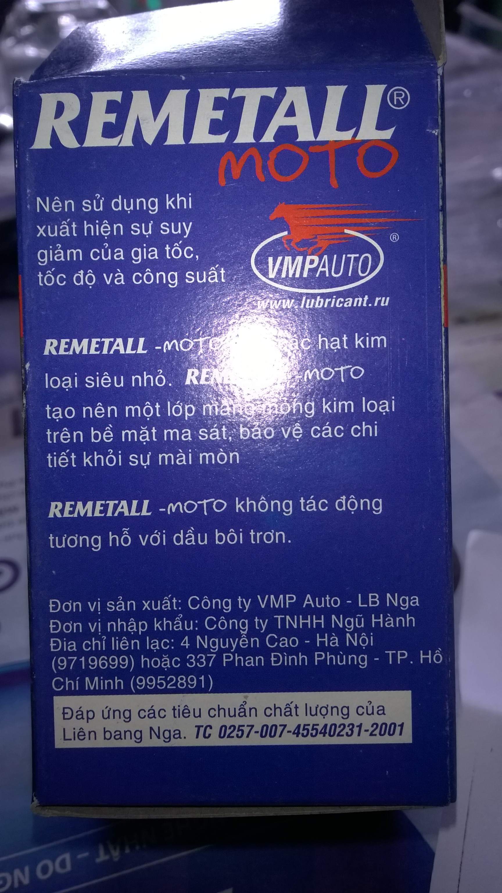 Phụ gia nhớt trám bạc piston máy dầu / xang Remetall