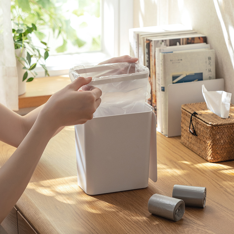 Thùng đựng rác 1.5 để bàn có nắp đậy