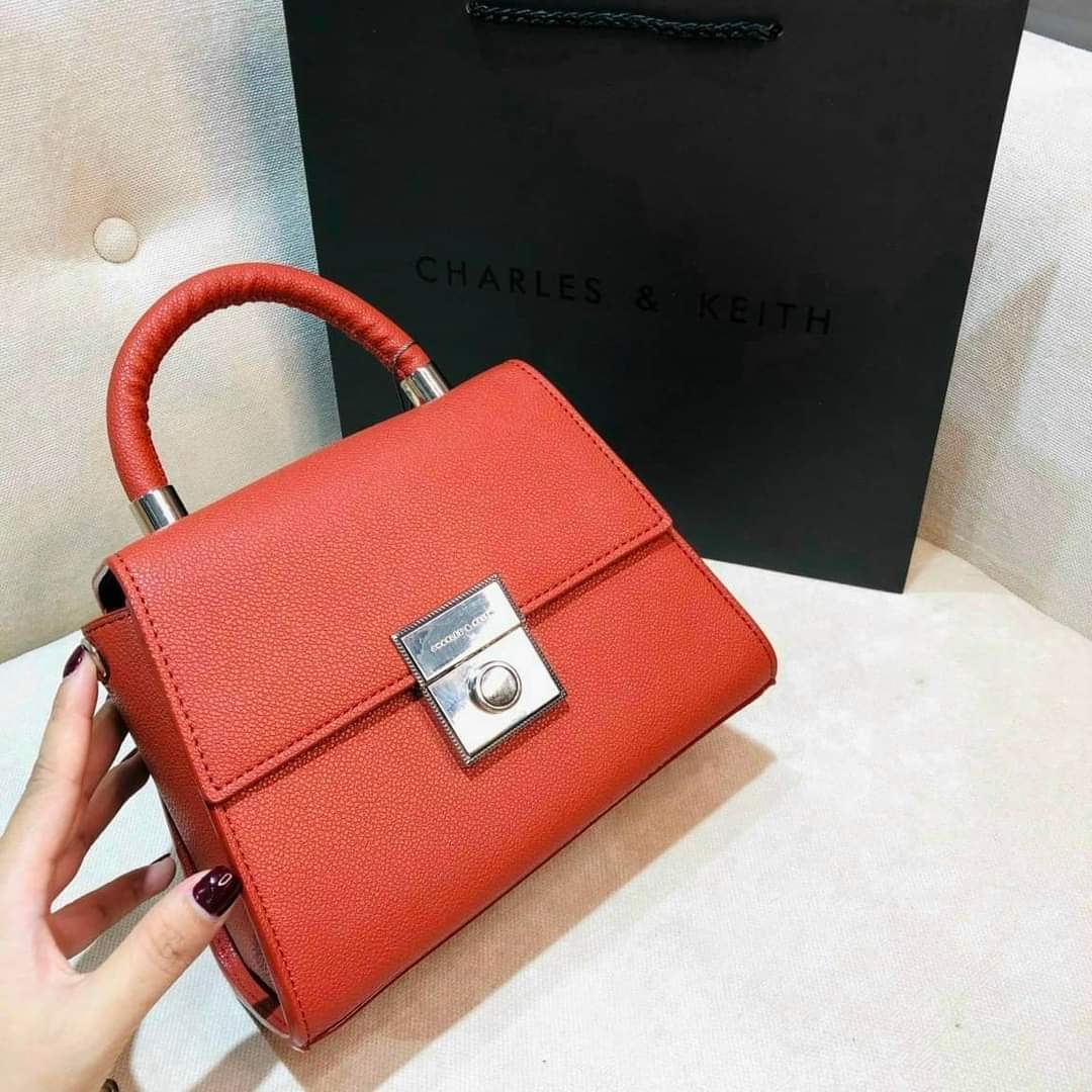 [HCM]Túi Xách Charles Keith Da Hạt Chính Hãng Fulltag và Mã Code