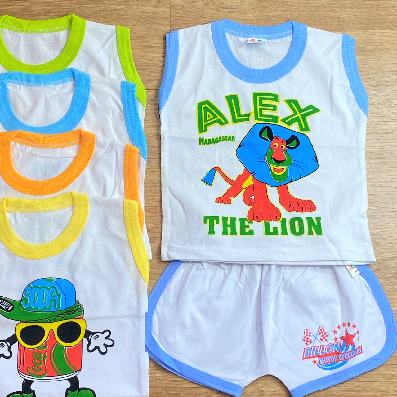 [HCM]COMBO 3 Bộ quần áo thun cotton Susu | Mẫu Sát Nách Trắng | Size 1 -8 cho bé trai 5-21 kg| Chất vải thun cotton 100% dày dặn  đẹp mềm | Đồ bộ bé trai | Quần áo trẻ em | Quần áo bé trai | Hàng Việt Nam