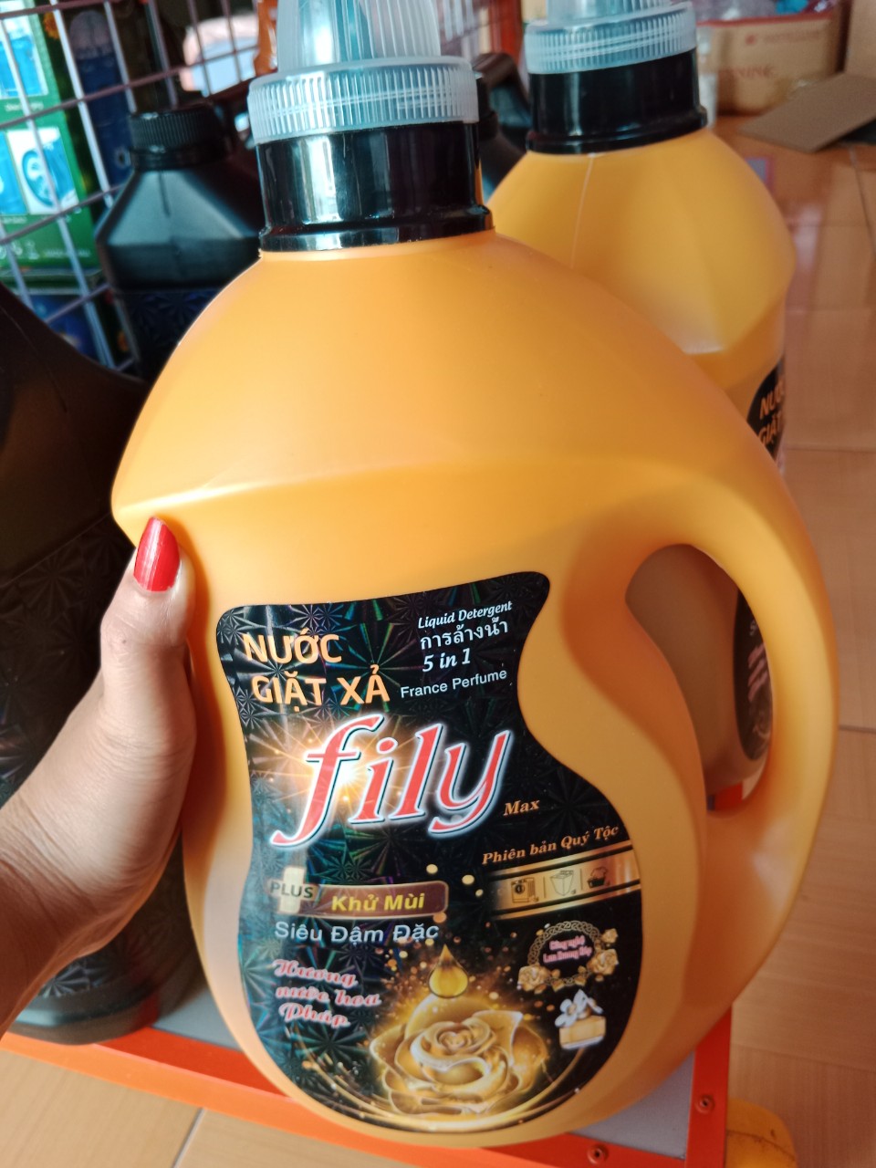 NƯỚC GIẶT XẢ SIÊU ĐẬM ĐẶC THÁI LAN 5 IN 1 (3.500ml)