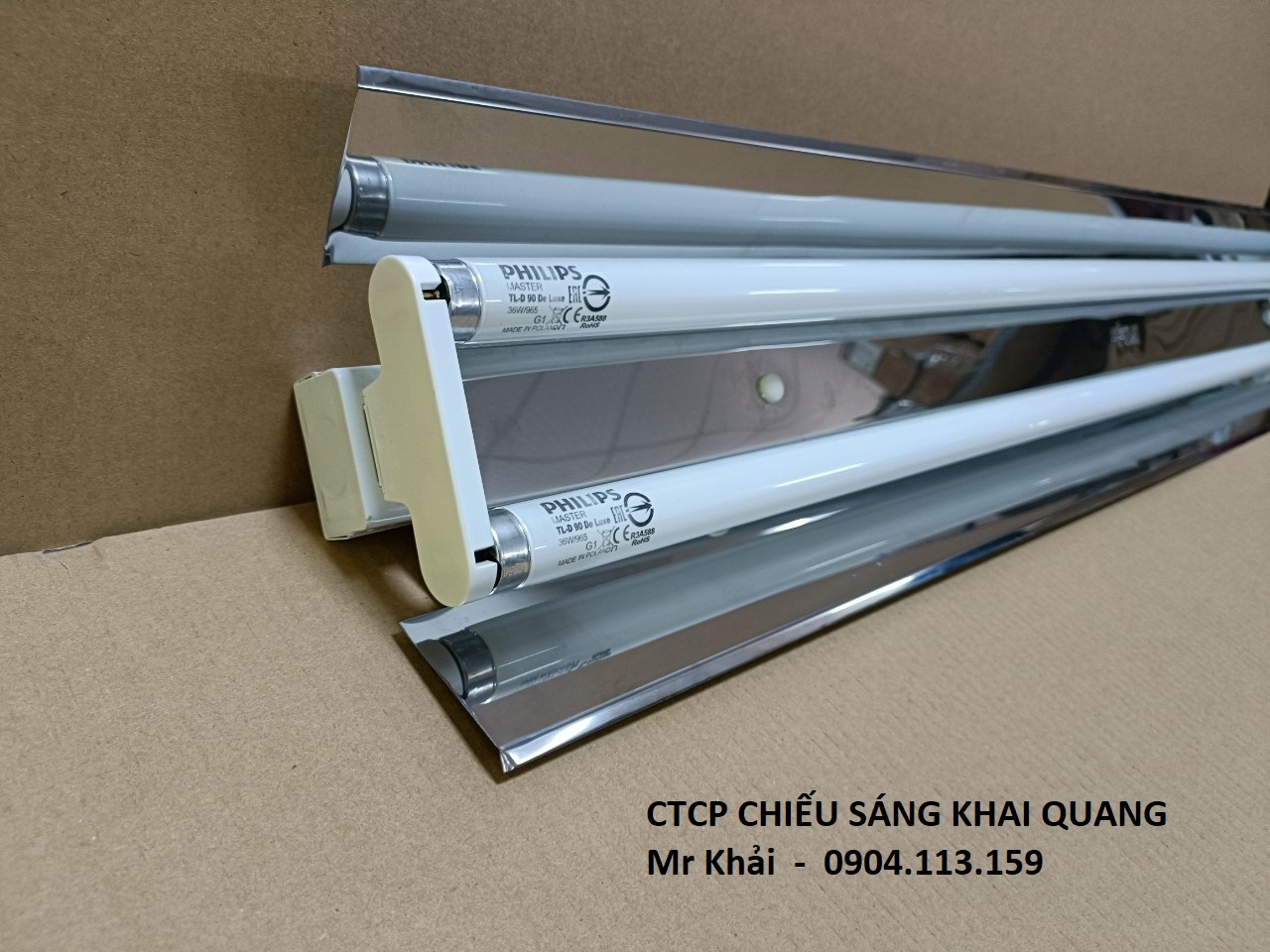 (SALE) Bộ đèn D65 2x36W PHILIPS dùng so màu
