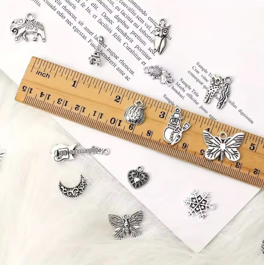 50Pcs%20Metal%20Mixed%20Charms%20DIY%20Vintage%20Bracelet%20Pendant%20Necklace%20Accessories%20For%20Jewelry%20Making%20Findings%20Cheap%20Charms%20Bulk%20-%20Image%202
