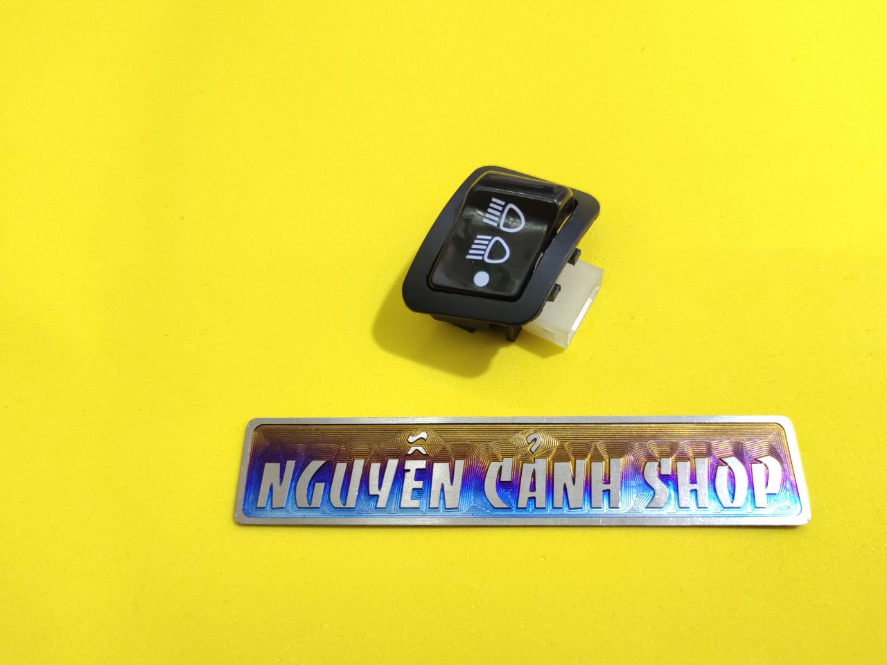 Núc tắc mở đèn Future 125 Vision