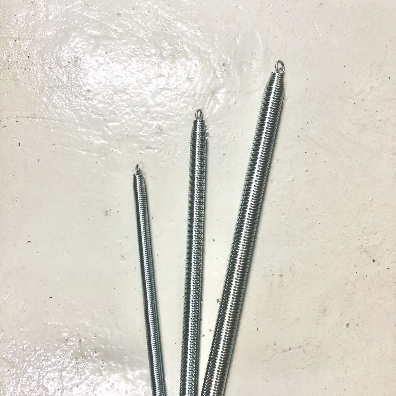 Lò xo uốn ống luồn dây điện dài 50cm