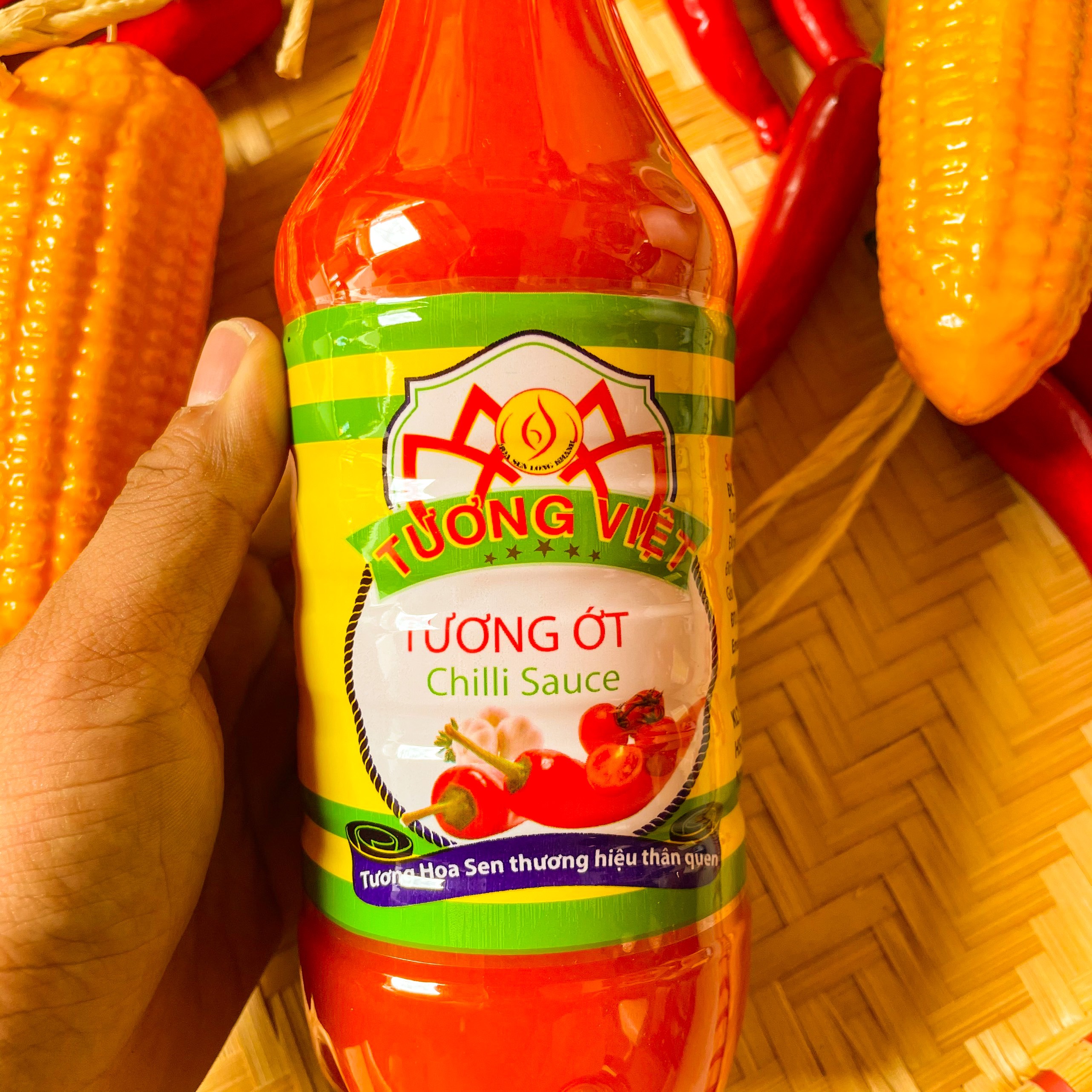 TƯƠNG ỚT HOA SEN - 700ML