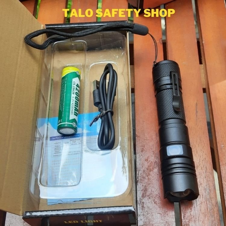Đèn pin siêu sáng cầm tay mini