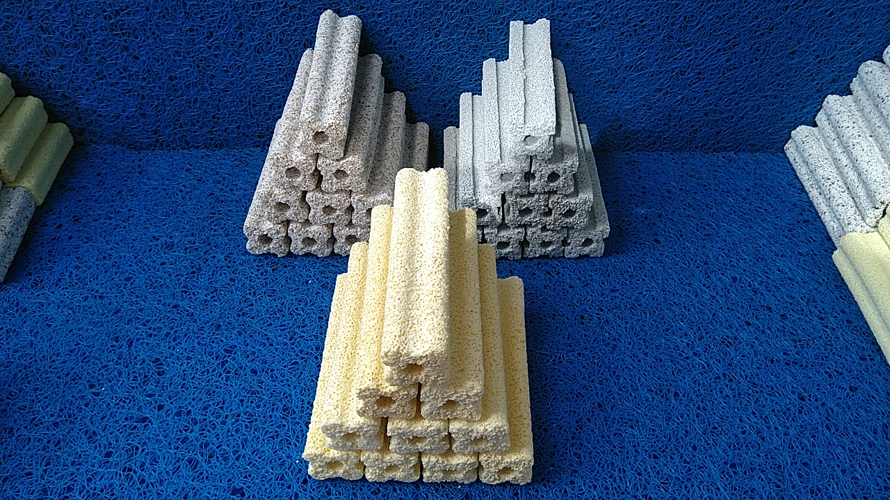 Hộp 10 thanh sứ 15x4cm chuyên dùng tạo vi sinh lọc nước cho bể cá cảnh.