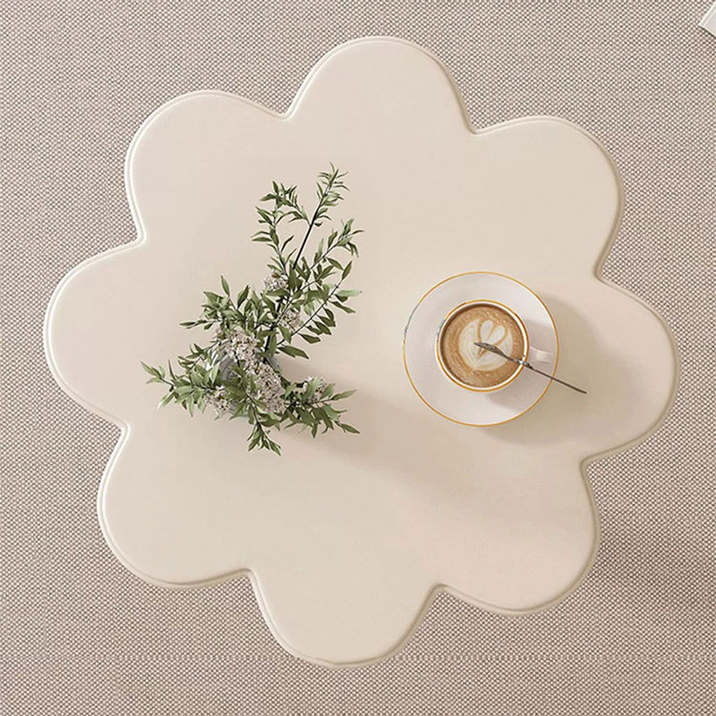 Cream-style sofa side table, white mobile coffee table, mini balcony, wrought iron small table, light luxury corner, creative side table
