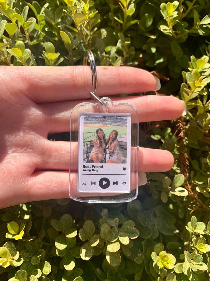Móc khóa handmade bài hát Spotify theo yêu cầu