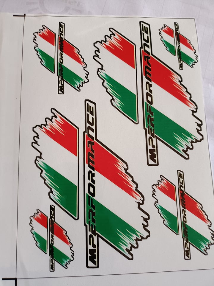 Tem tấm logo cờ ý kt 20x25cm