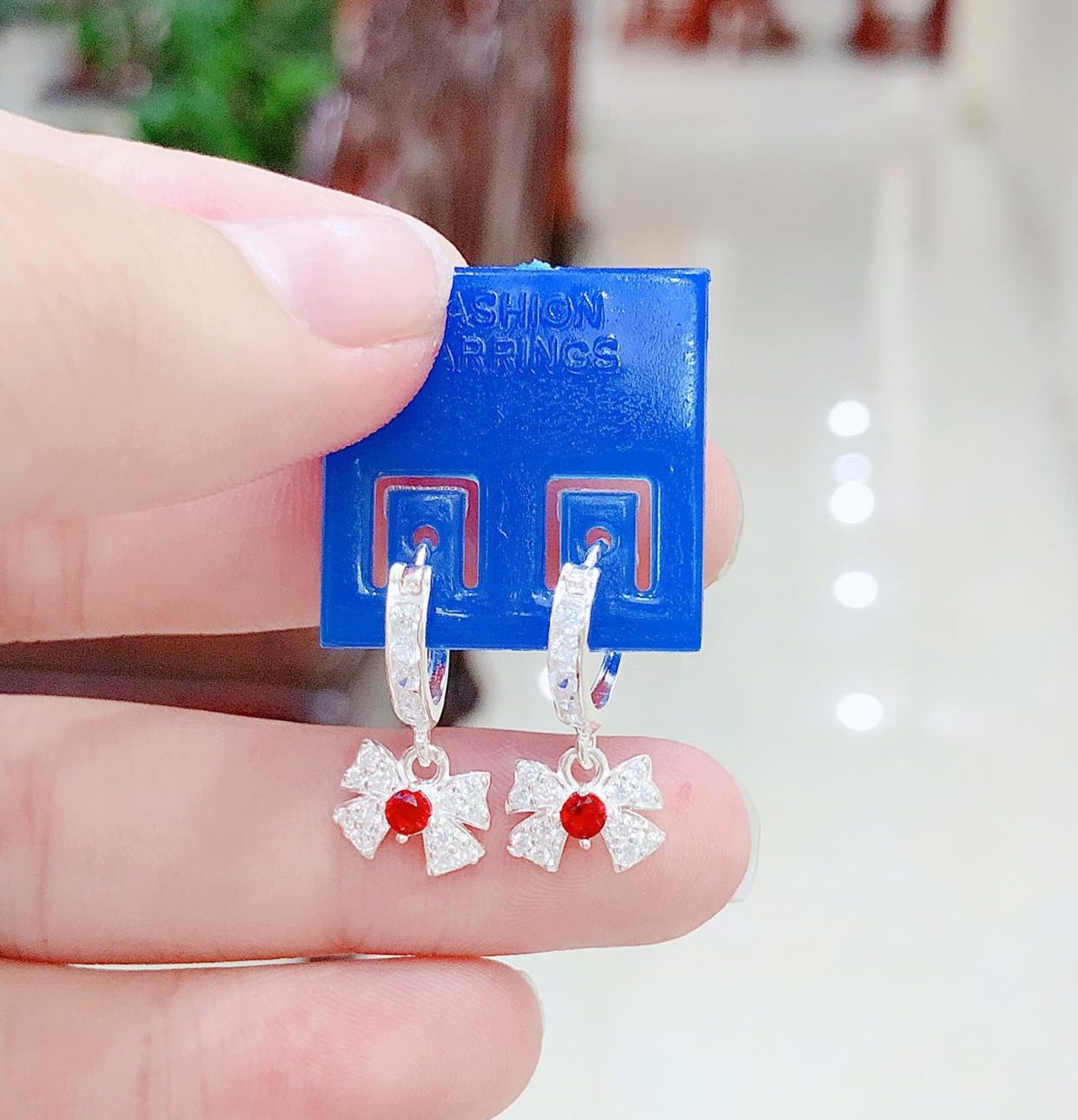 Bông tai trẻ em hình chiếc nơ chất liệu bằng bạc ta MS07
