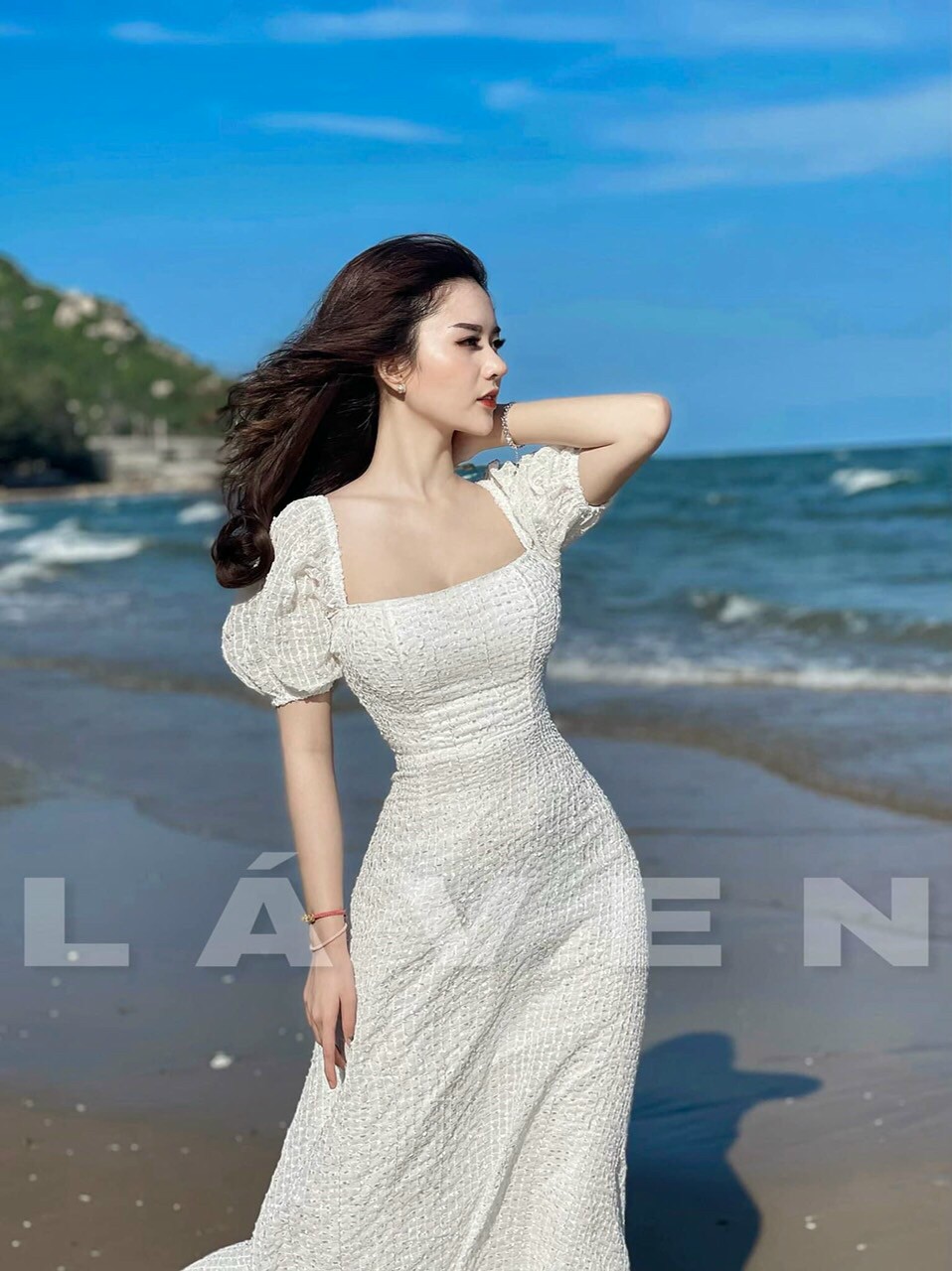 Đầm maxi có mút ngực sang trọng