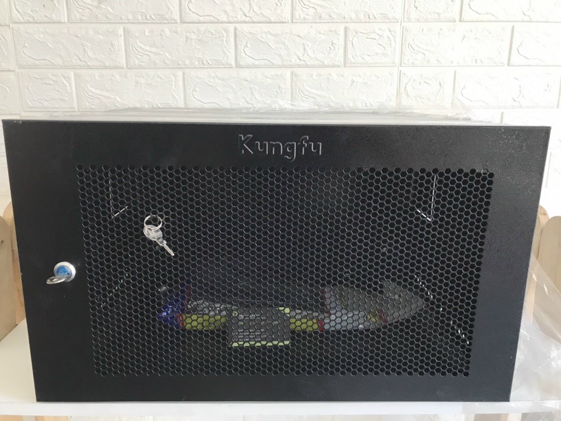 Tủ rack 6U có ổ cắm điện