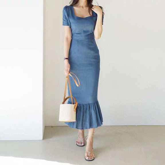 Đầm jean ôm cổ vuông đuôi cá