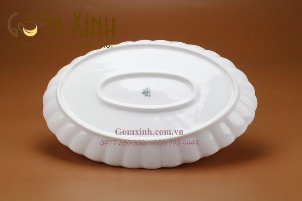 Đĩa bầu dục múi Bát Tràng men trắng