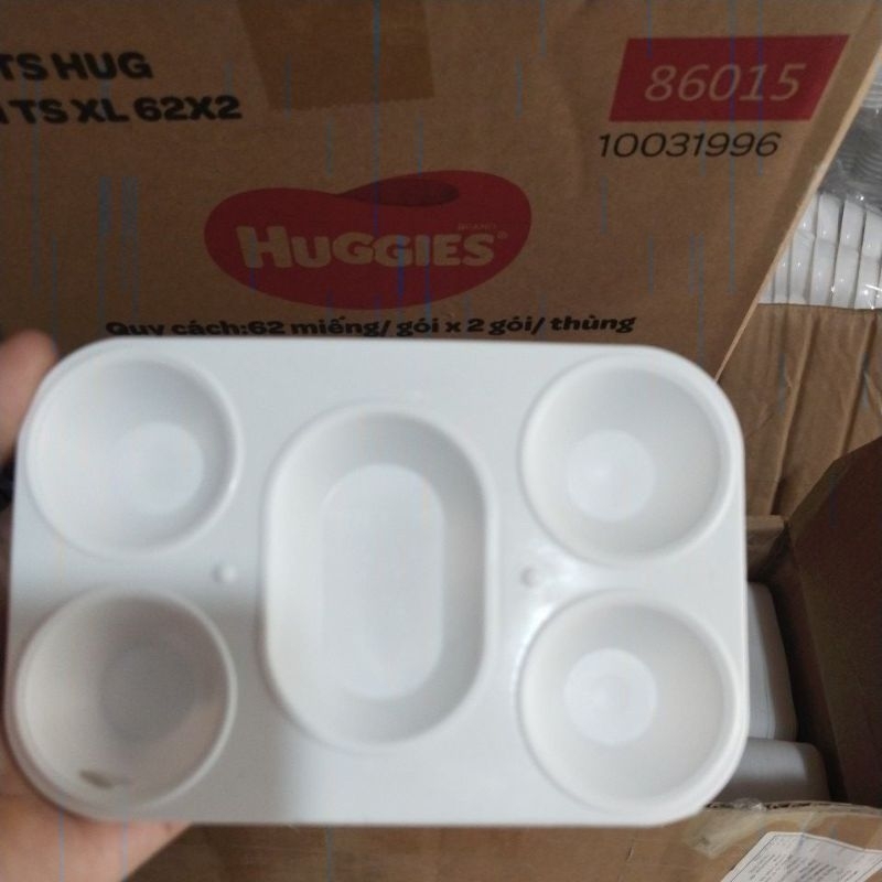 100 khay đựng màu. vỉ pha màu 6 ô