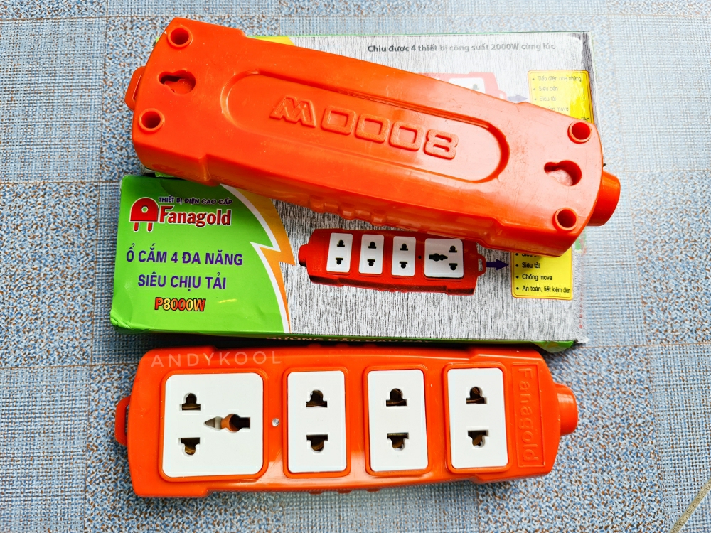 Ổ cắm điện 4 ổ chịu tải 8000w
