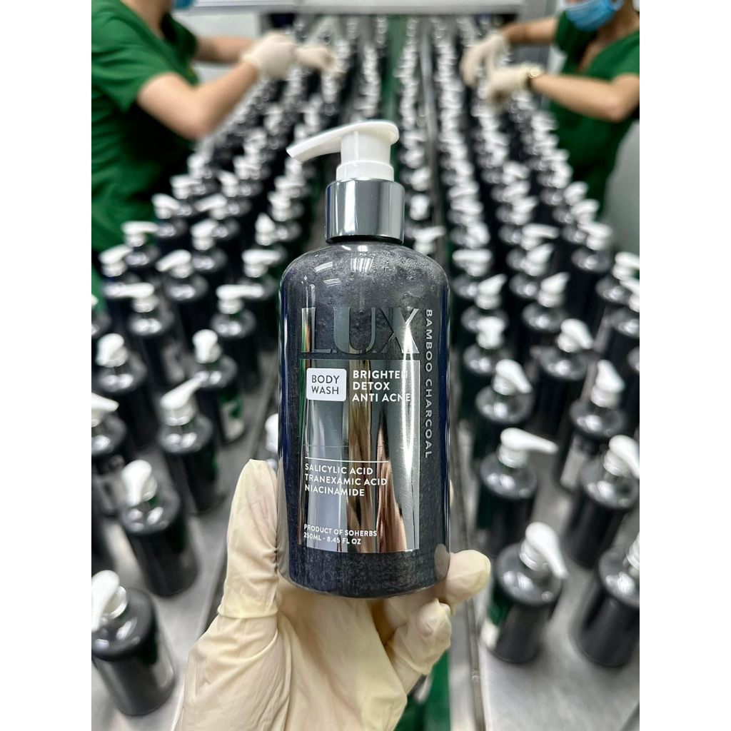 Sữa Tắm Lux Tinh Chất Than Tre SOHERBS 250ml