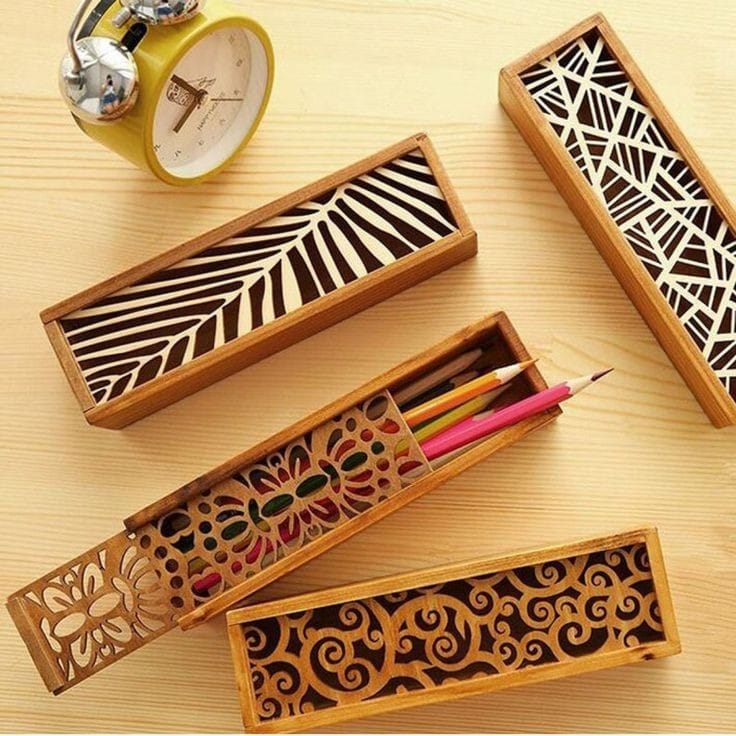 Wooden%20Pencil%20Box%20-%20Elegant%20Handmade%20Pencil%20Box%20-%20Image%203