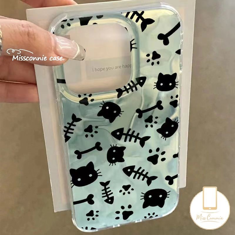 Luxury%20Ripple%20Luster%20Creative%20Pearly%20Bracelet%20Case%20Compatible%20For%20IPhone%2015%2011%2013%2014%2012%20Pro%20Max%207Plus%207%2015%208%2014%20Plus%20X%20XR%20XS%20Max%20SE%202022%20Cartoon%20Cute%20Cat%20Fish%20Bone%20Soft%20Cover%20-%20Image%202