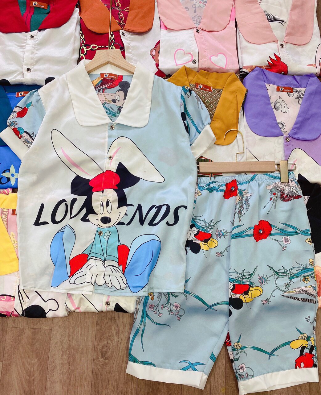 Bộ LỤA SATIN QUẦN LỬNG hoạ tiết cute FREESIZE dưới 65kg (ẢNH THẬT)