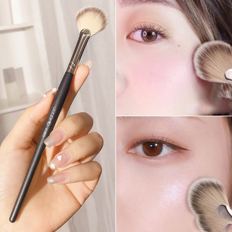 Cọ đánh phấn má hồng hình quạt Gecomo G1023