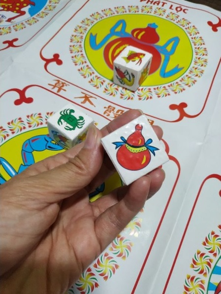 Bộ Trò Chơi Bầu Cua Tôm Cá Giải Trí