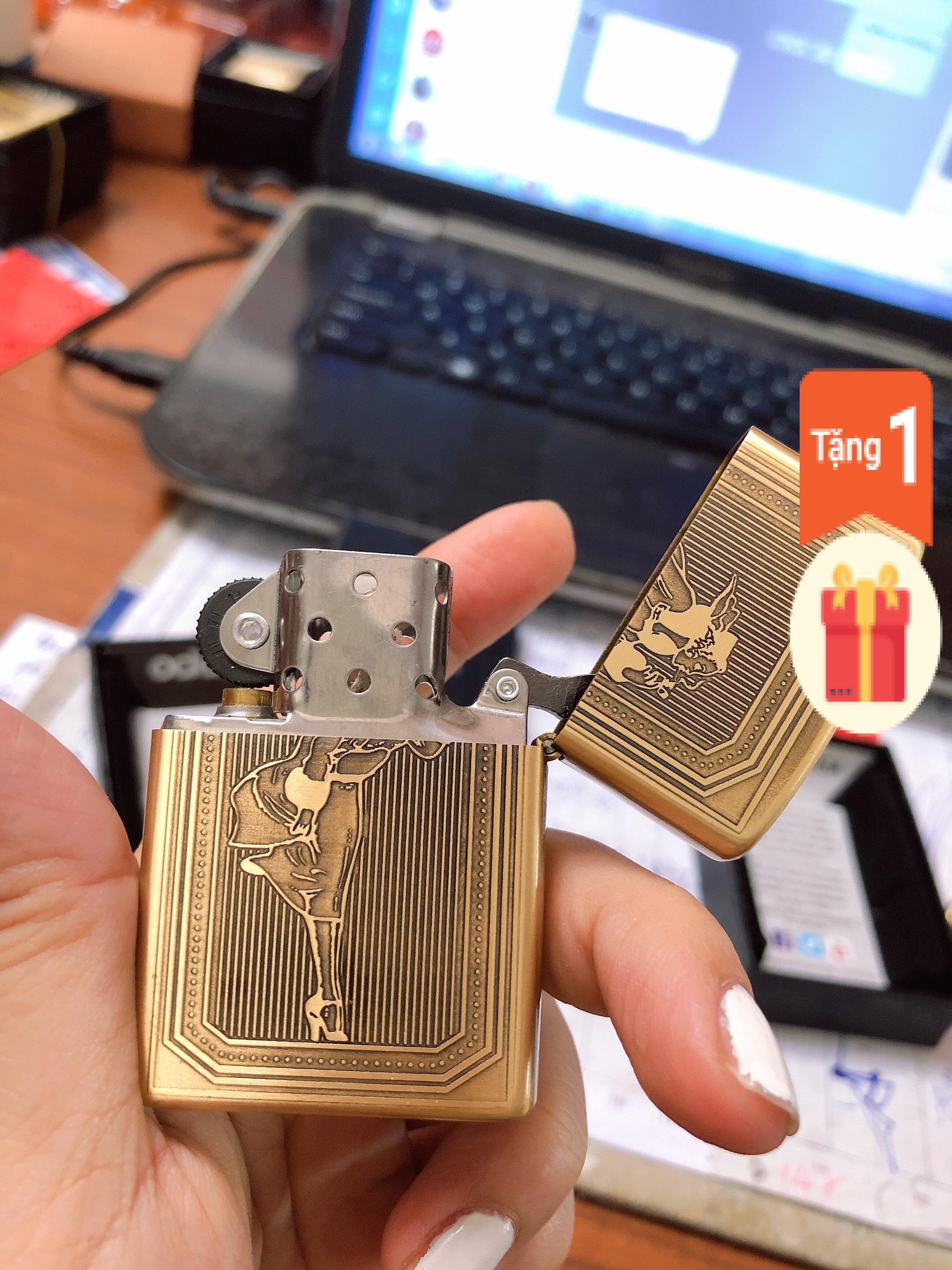 BẬT LỬA ZIPPO KHẮC CHÌM MẪU WINDY 2 MẶT MÀU VÀNG RUỘT TRẮNG