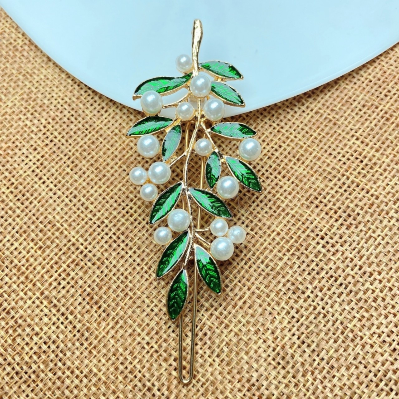 Kẹp Cành Lá Đính Hạt Trai