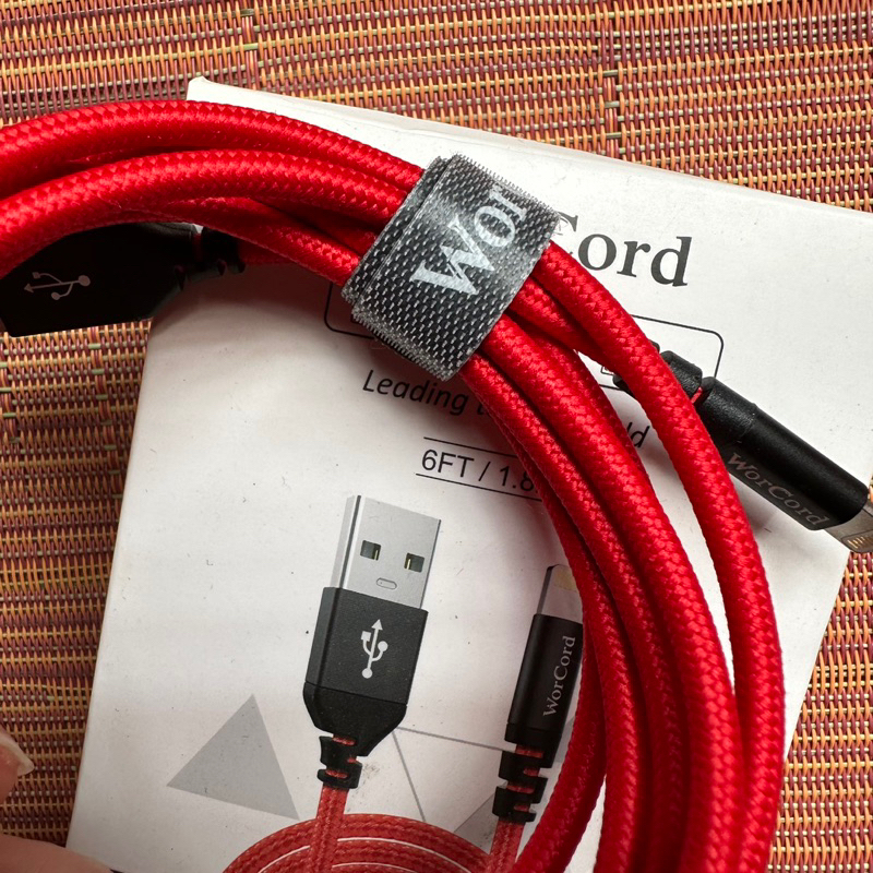 Cáp Bọc Dù USB A to Light Worcord 1.8m