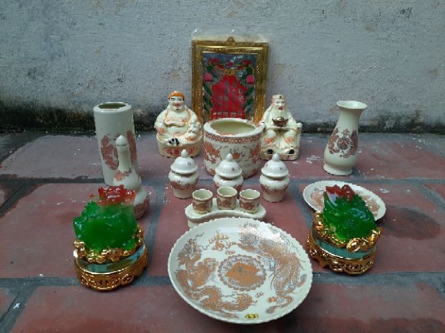 Bộ đồ thờ thần tài ông địa (ban thờ kích thước 41 cm)