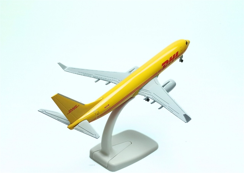 Mô hình máy bay DHL dài 20cm