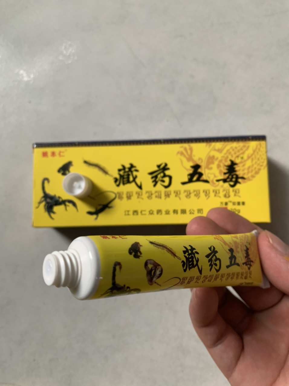 kem xoa bóp xương khớp