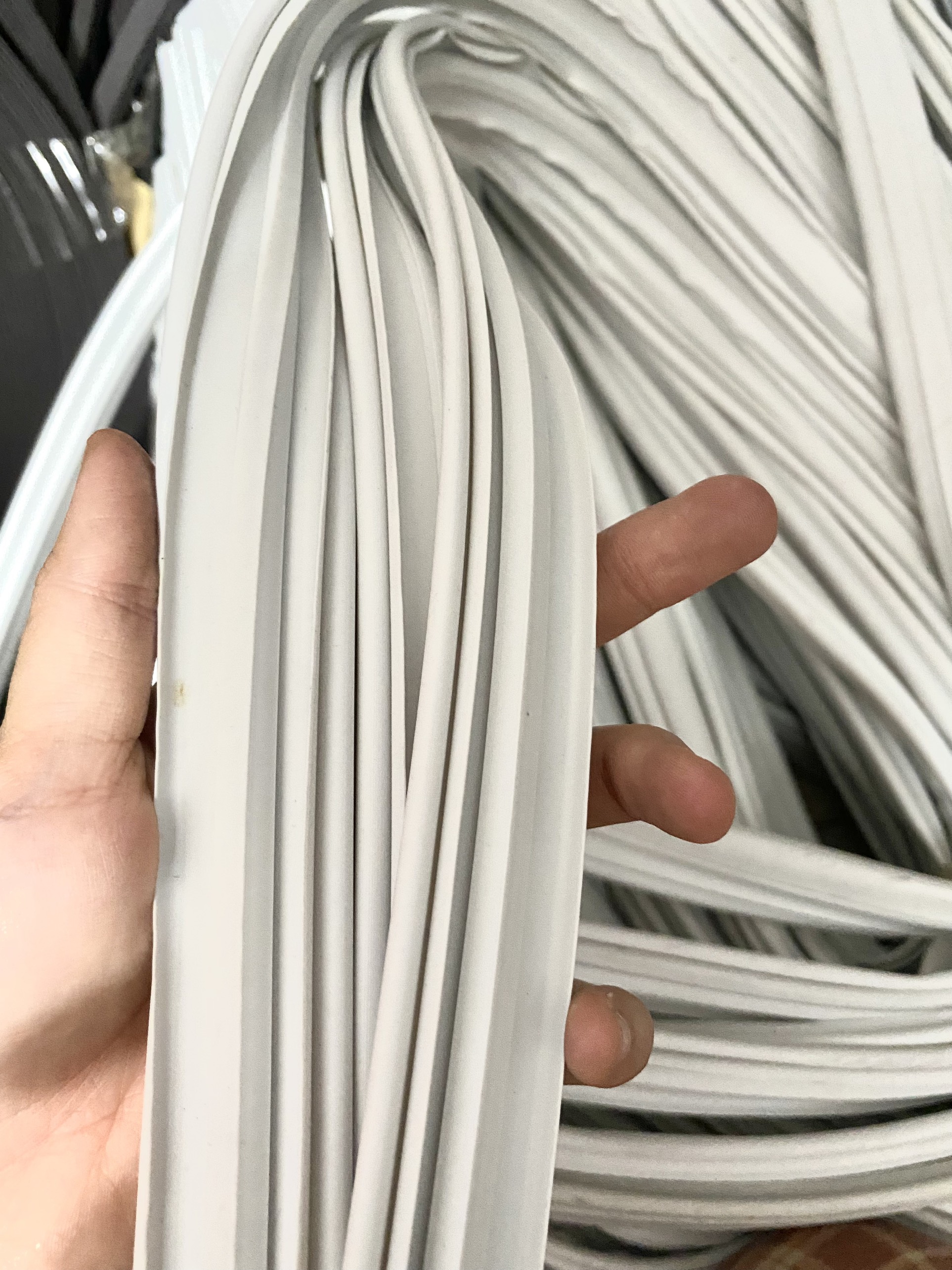 Ron tủ lạnh kiểu gài dài 1m8 có kèm từ